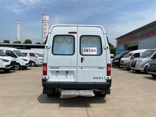 江铃特顺殡仪车