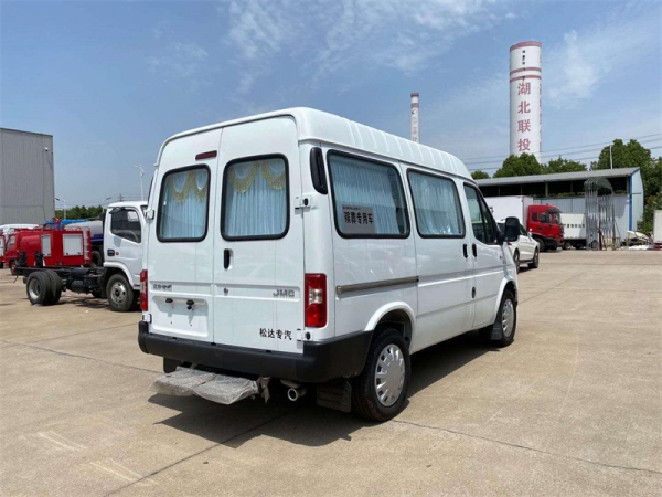 江铃特顺殡仪车