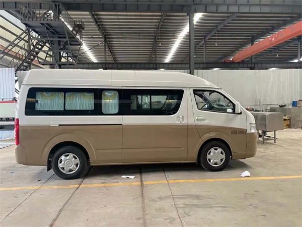 福田G7殡仪车