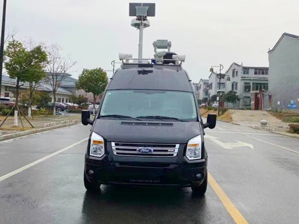 福特新世代V348指挥车