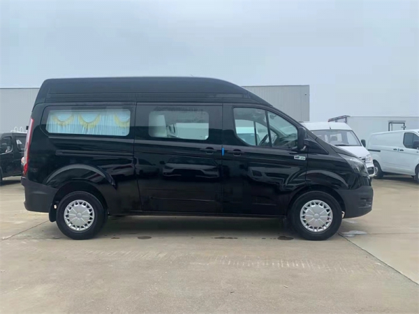 福特新全顺殡仪车