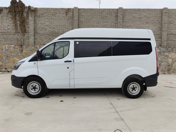 福特V362殡仪车