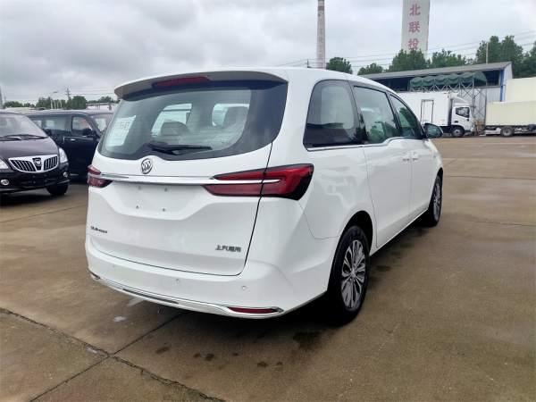 别克GL8殡仪车