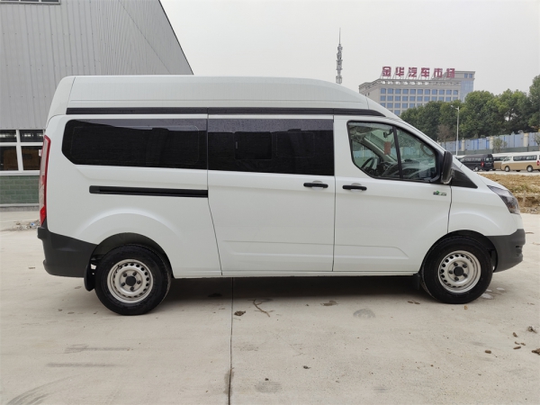 福特V362殡仪车
