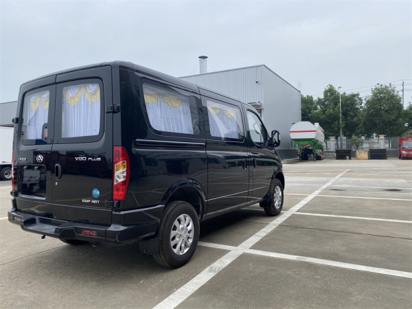 上汽大通V80殡仪车