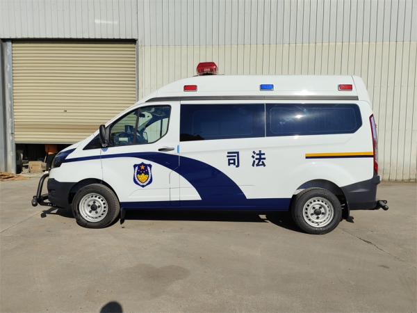 福特V362囚车